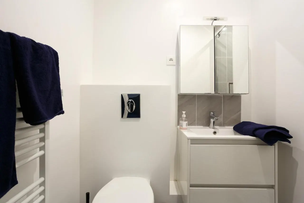 Top Apartment House Av Ternes Париж