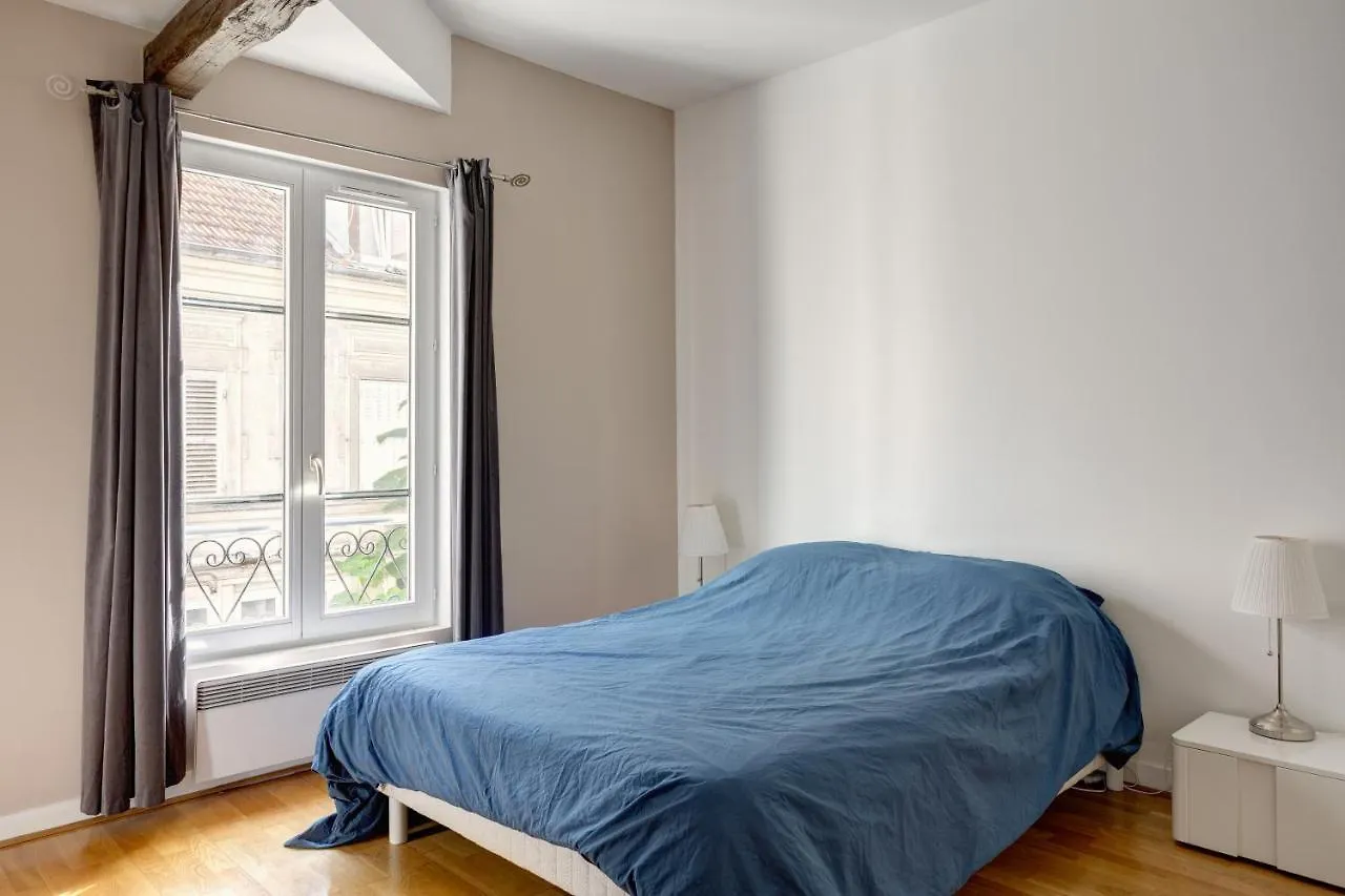 Top Apartment House Av Ternes Париж