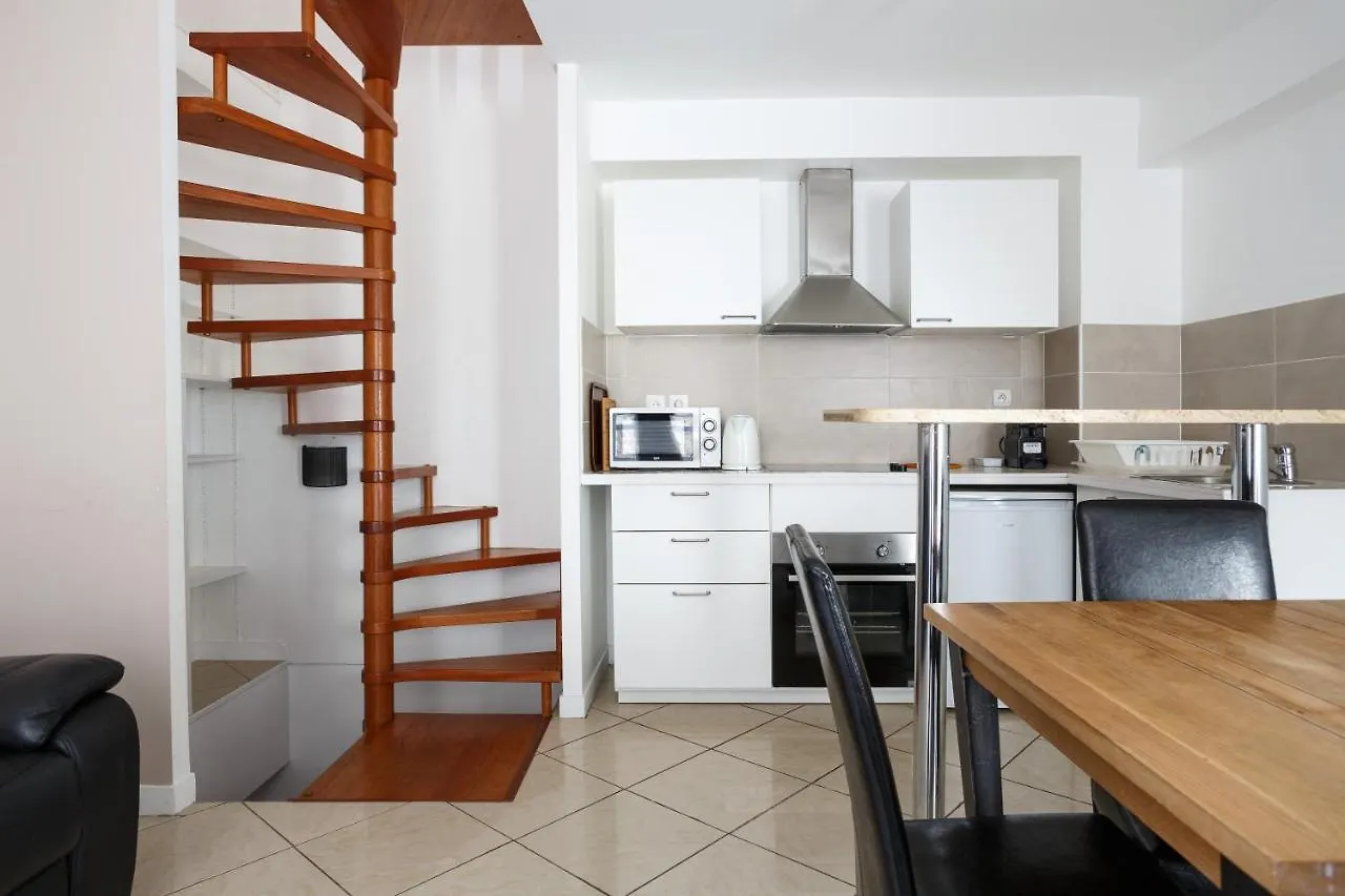 Top Apartment House Av Ternes Париж
